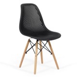 SCAUN MODERN DIN PLASTIC CU PICIOARE DIN LEMN DE FAG BUC 254 NEGRU