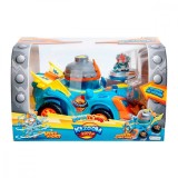 Vehicul Kazoom Racer cu figurina, SuperThings