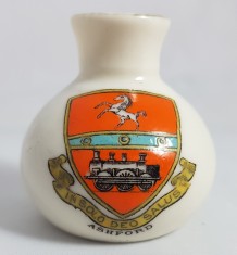 Mic vas portelan vintage / obiect decorativ &amp;quot; In solo Deo Salus &amp;quot; Ashford foto