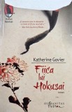 Carte Fiica lui Hokusai de Katherine Govier - coperta putin uzata, carte anticariat