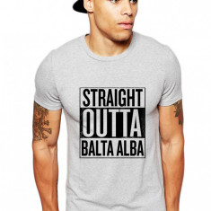 Tricou barbati gri cu text negru - Straight Outta Balta Alba - XL