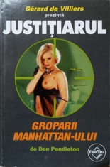GROPARII MANHATTAN-ULUI-DON PENDLETON-215758 foto