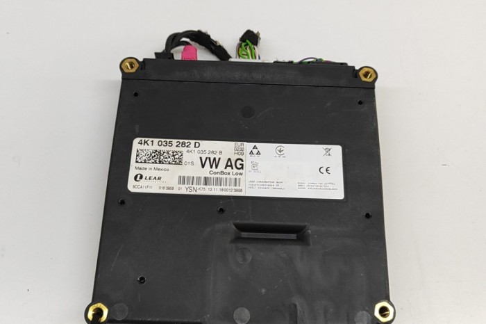 Modul de control Bluetooth AUDI E-TRON GEN 2019 OEM: 4K1035282D,4K1035282B,5CCA11F11 28465792