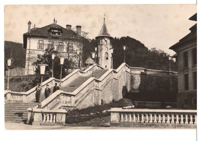 CPIB 16482 CARTE POSTALA - PIATRA NEAMT. SCARILE SPRE TURNUL LUI STEFAN CEL MARE