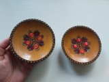Lot 2 farfurii decorative lemn - Artizanat vechi romanesc anii 70