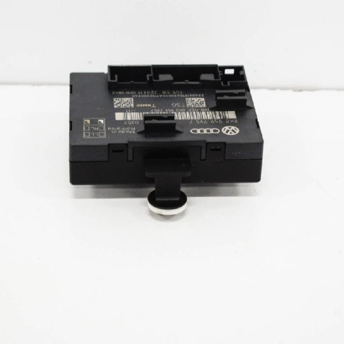 Modul de control ușă st&acirc;nga spate AUDI Q5 8R 2012 OEM: 8K0959795F 3523374