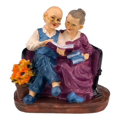 Statueta decorativa, Bunicul cu bunica citind pe canapea, 16 cm, 1809H-1 foto