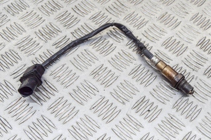 Sonda lambda AUDI A4 Avant 8K5, B8 2012 OEM: 0281004182,8R0906262 12093104