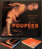 POUPEES Papusi vechi etnice de ritual artistice creepy kitsch nud. Album de arta 208 pag Catalog bogat ilustrat 23x21cm text in limba franceza. Papusa