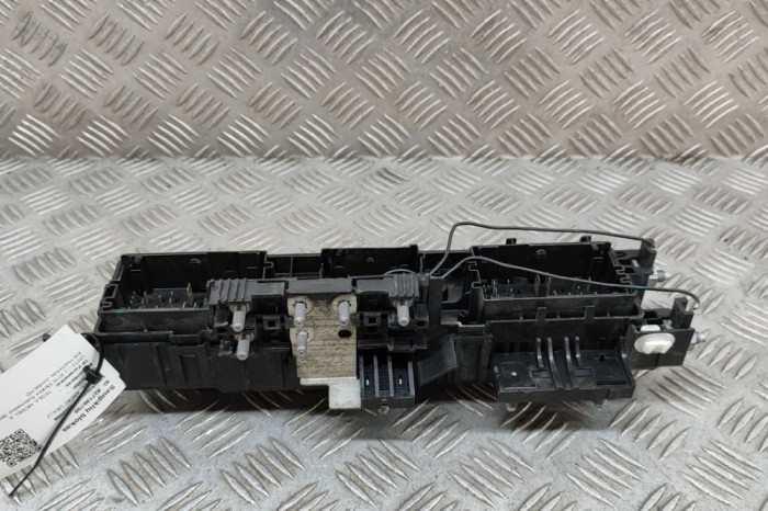 Modul panou de siguranțe TESLA MODEL X 2016 OEM: 1034405-02-D 27196750