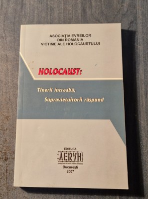 Holocaust tinerii intreaba supravietuitorii raspund foto