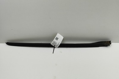 Ornament vertical parbriz dreapta BMW i4 G26 2022 OEM: 7933088 | 30430932 foto
