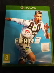 FIFA 19 XBOX one, original, alte sute de jocuri! foto