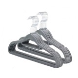 Set 20 Umerase Catifea Antiderapante Gri IdeallStore&reg; 45cm, Carlig Rotativ 360&deg;, Umerase Haine, Costume, Accesorii