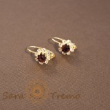 Cercei clasici in forma de floare cu cristale zirconia mov si albe, SaraTremo
