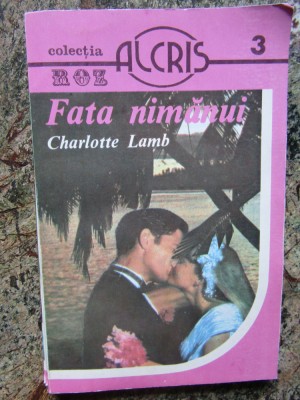 Fata nimanui - Charlotte Lamb foto