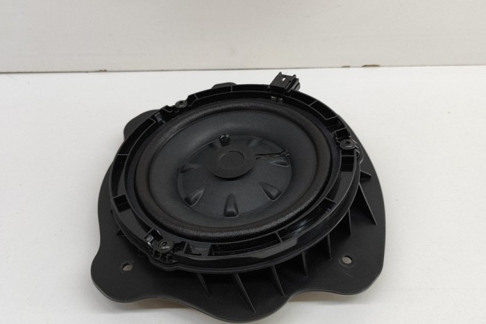 Difuzor ușă dreapta spate CITRO&Euml;N C4 X BD_, BE_, BF_ 2024 OEM: 9830704980 27530778