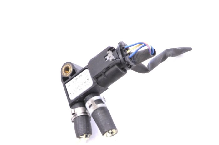 Senzor de presiune DPF MERCEDES-BENZ GLA X156 2017 OEM: A0071536028 11518969
