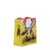Punga Cadou Dans Popular Rom&acirc;nesc 11x12x5 cm H&acirc;rtie Plastifiată, Panglică Textilă, Costum Popular, Tradiții Rom&acirc;nești
