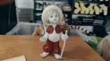 Bibelou portelan romanesc vechi, vintage - Baiat cu baston