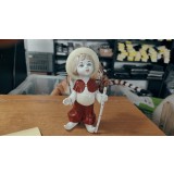 Bibelou portelan romanesc vechi, vintage - Baiat cu baston
