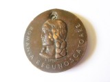 Cumpara ieftin Rom&acirc;nia medalie găurită:Cruciada &Icirc;mpotriva Comunismului/Rom&acirc;nia Recunoscătoare 1941,gravor P.Grant,diam.=32 mm