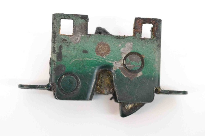 &Icirc;ncuietoare capota dreapta JAGUAR X-TYPE X400 2005 1674397