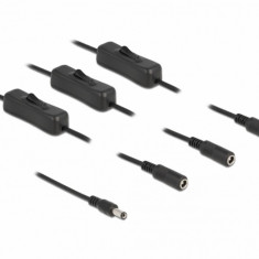 Cablu de alimentare DC 5.5 x 2.1 mm la 3 x DC 5.5 x 2.1 mm T-M cu switch On/Off 1m, Delock 86795