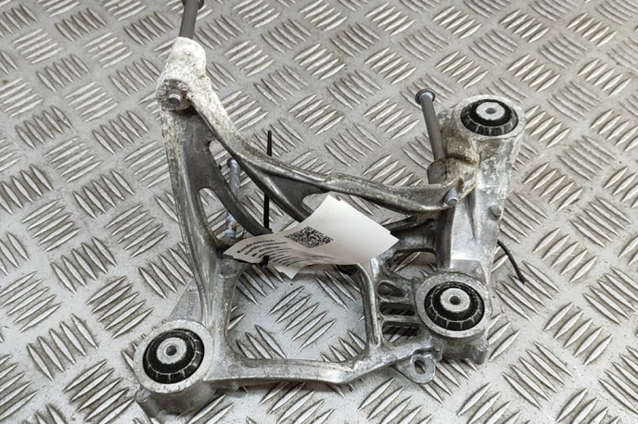Suport compresor aer condiționat TESLA MODEL X 2020 OEM: 1464418-50-C | 31690937