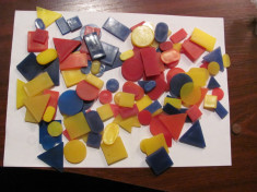 CY Lot 115 piese plastic viu colorate / figuri geometrice / material didactic foto