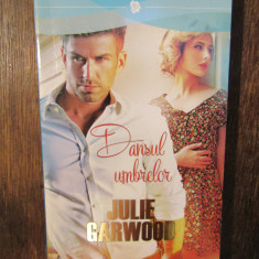 Dansul umbrelor - Julie Garwood