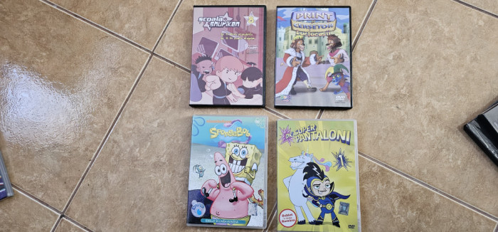 DESENE COPII LOT 4 DVD-URI .