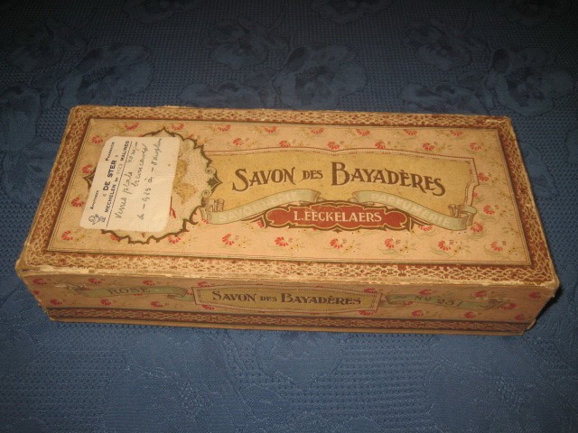 3964-Cutie Savon des Bayaderes- L.Eeckelaers sapun veche de colectie.