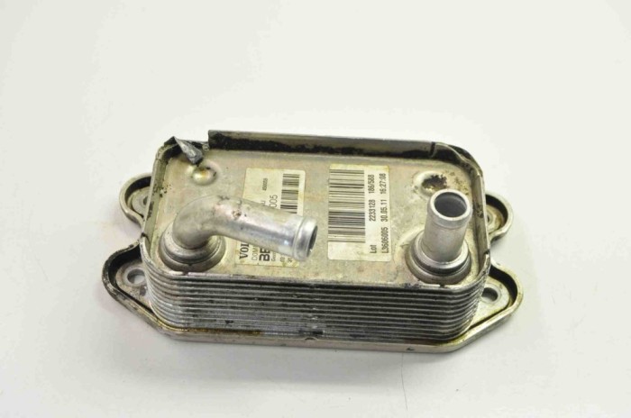Răcitor de ulei VOLVO V70 I LV 1998 OEM: L3606005
