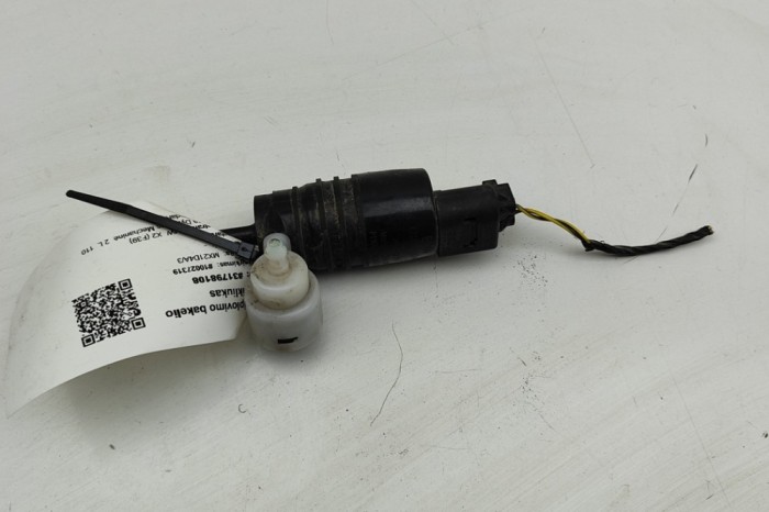Motor rezervor lichid de parbriz BMW X2 F39 2019 OEM: 7388349 | 31798108