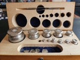 Trusă greutăți etalon Vintage, ElectrometalCluj, clasa 4, set colecție