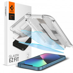 Set 2 Folii de protectie Spigen Glas.TR EZ FIT pentru Apple iPhone 13/13 Pro/14 Antialbastru