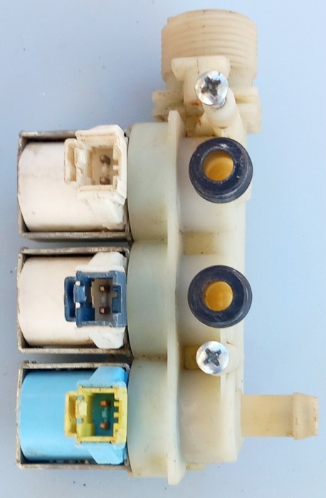 Electrovalva masina de spalat Whirlpool, Indesit, Hotpoint, Ariston - 3 căi