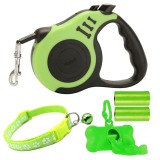 Set Lesa retractabila pentru caini cu zgarda si distribuitor saci de deseuri, Verde