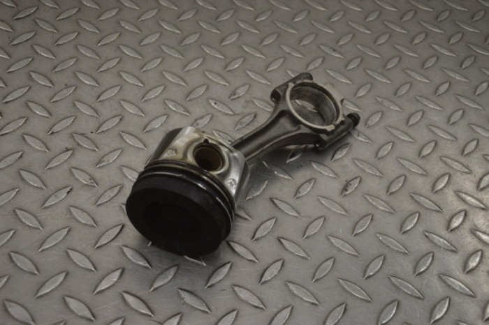 Piston VW POLO 6R, 6C 2011 OEM: BHS,03LA 23068739