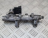 Rampa de combustibil st&acirc;nga AUDI Q7 4L 2011 OEM: 059130089BG 2402610