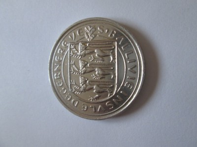 Guernsey 10 Pence1979 in stare foarte buna foto