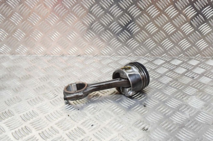 Piston AUDI Q5 8R 2015 OEM: 03L107065AB,038198401F 11692966