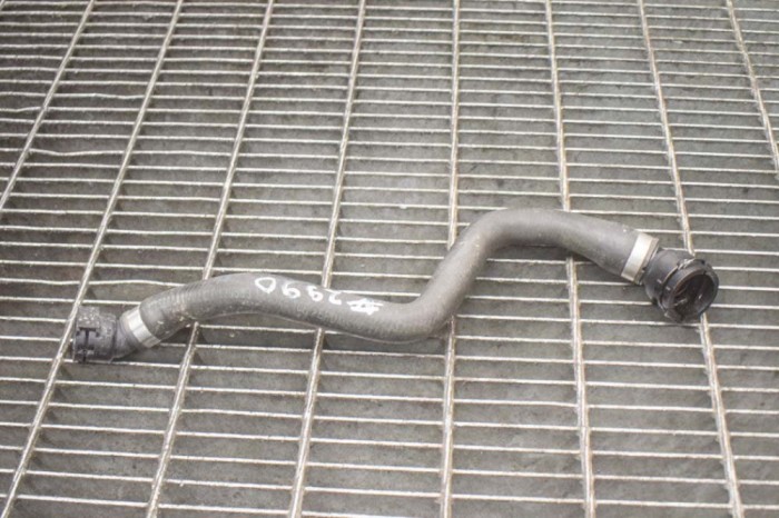 Furtun radiator răcire dreapta BMW 4 Coupe F32, F82 2014 OEM: 7596841 12170104