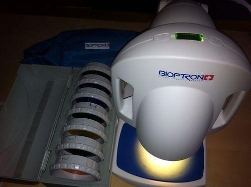 BioptronPro.1 cu 7 lentile color cu lumina polarizata fabricat Zepter  Elvetia | Okazii.ro