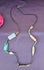 LANT VINTAGE CU MARGELE MICI ONIX, CRISTAL COLORAT SI PIETRE SEMIPREȚIOASE