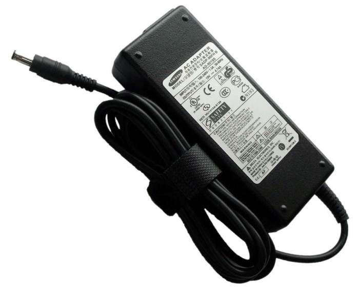 Incarcator Samsung R25 NP R25, R40 NP R40, R405 NP R405, R408 NP R408, R41 NP R41, R410 NP R410, R418 NP R418,