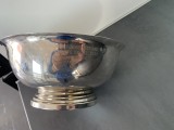Fructiera veche Tauton tip trofeu din alamă argintată,gravată 2004,diametrul 20,5 cm,stare perfectă,de colecție/decor.