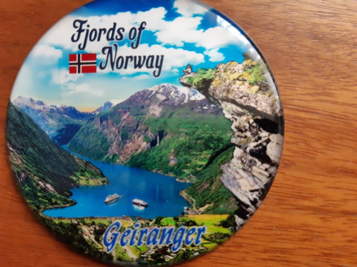 XG Magnet frigider - tematica turistica - Norvegia Fiordul Geiranger