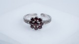 Cumpara ieftin Inel Reglabil din Argint 925 , zFloare de Granat, , Model Vintage cu Pietre RoE u-Burgund E i Marcasite, 3,6gr